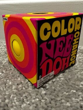 Brand New in the Box Yellow NEE-Doh Color Change Ball